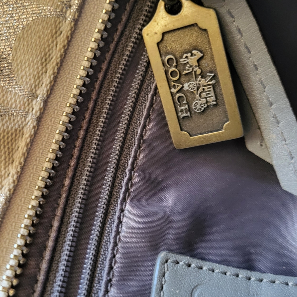 Coach White and Gray Signature Tote Bag Shoulder Bag Metallic Signature C F17024 - Picture 15 of 16